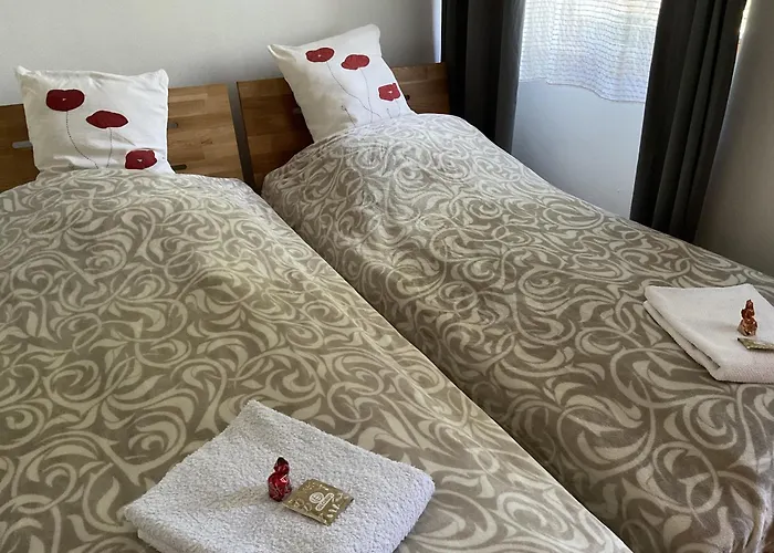 Ferienwohnung Von Der Herzogshoehe ,Wifi, Netflix, Parkplatz, Kamin, Fussbodenheizung, Thermomix, Babybett
